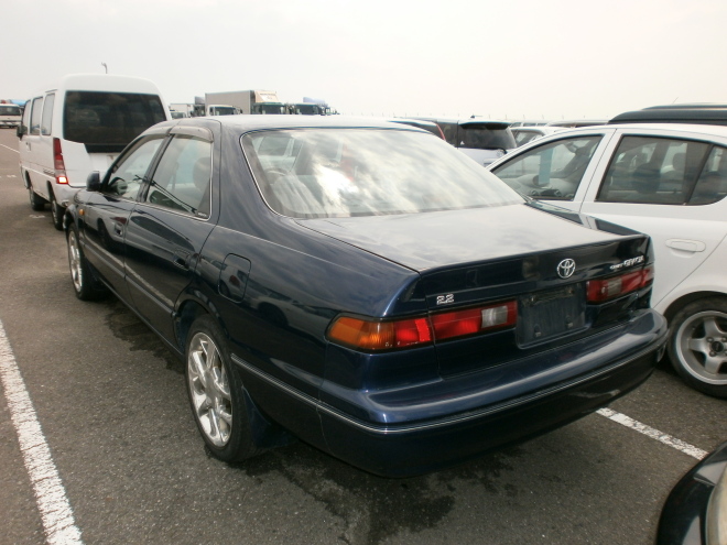 Toyota camry gracia sxv20